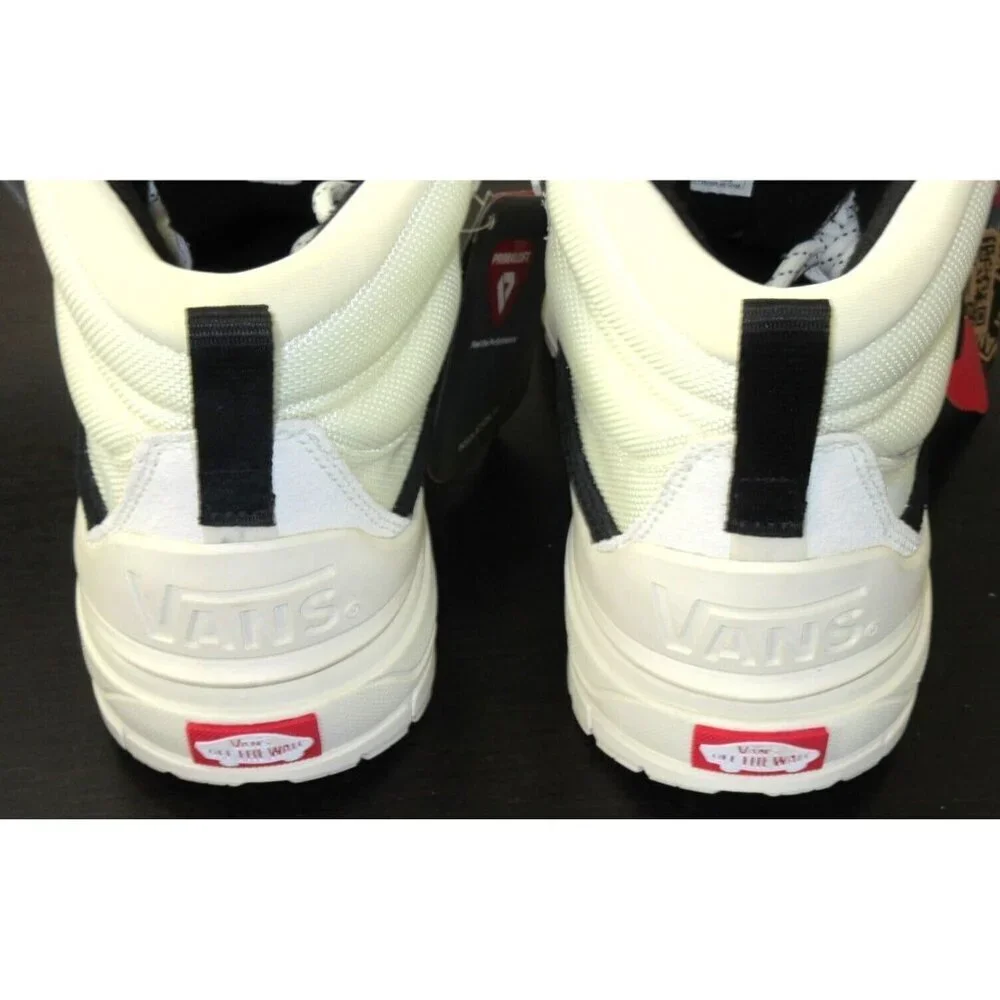 Vans Women's UltraRange Exo Hi MTE-2 Boots Marshmallow White Black Size 8.5 NIB